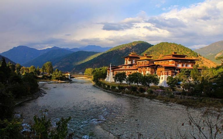 Bhutan Tours by Days